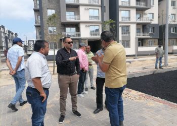 رئيس جهاز “دمياط الجديدة” يتفقد 59 عمارة بمشروع جنة.. ويتابع مع رئيس “مياه دمياط ” ملفات العمل المشتركة