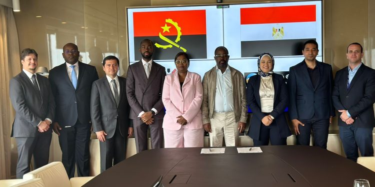 المقاولون العرب قريبا فى أنجولا.. لتنفيذ 4 مشروعات طرق وبنية تحتية