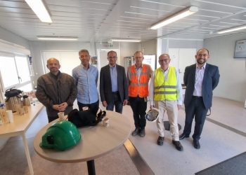 نائب وزير الإسكان يلتقى بأكبر الشركات الفرنسية المتخصصة في مجال تحلية المياه وإدارة شبكات مياه الشرب والصرف 