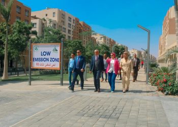 الإسكان: إطلاق مبادرة المناطق منخفضة الانبعاثات من العاصمة الادارية لمواجهة التغيرات المناخية وتقليل الانبعاثات الكربونية