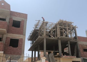 وزير الإسكان: حملات لإزالة مخالفات البناء والإشغالات والظواهر العشوائية بـ6 مدن جديدة