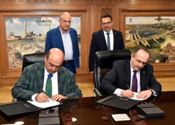 المقاولون العرب وفاركو إنترناشيونال يوقعان عقد إنشاء مصنع للأدوية بالسعودية بقيمة 155مليون ريال