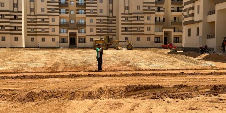 وزير الإسكان: تنفيذ آلاف الوحدات السكنية لمحدودي ومتوسطي الدخل ضمن “سكن كل المصريين” بالعاشر من رمضان