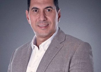 وائل فرحات : الدولة تسير بخطي ثابتة فى دعم تصدير العقار