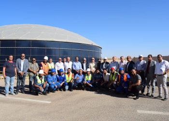 نائب وزير الاسكان يتفقد مشروعات مياه الشرب والصرف الصحي بمحافظة مطروح
