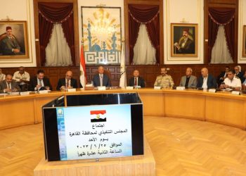 محافظ القاهرة: تطهير وتعقيم 242 ساحة استعدادا لصلاة عيد الأضحى