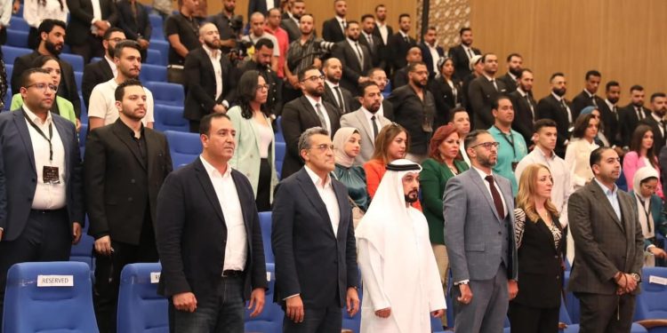 جانب من الحضور في الدورة التدريبية