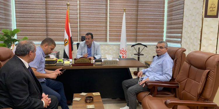 طرح ٤ قطع أراضٍ استثمارية للبيع بأنشطة خدمية بمنطقة 2350 فدانا بمدينة حدائق العاصمة