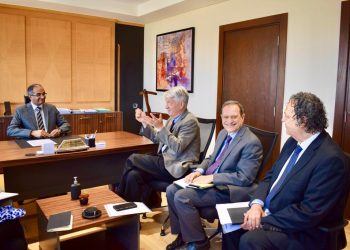 نائب وزير الإسكان يتابع مع بعثة البنك الدولي موقف برنامج خدمات الصرف الصحي المستدامة في المناطق الريفية بمرحلتيه 1و2