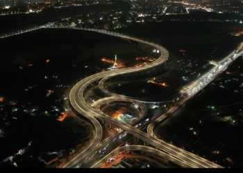 المقاولون العرب: بدء التشغيل التجريبى لكوبرى طه حسين بارتفاع 50 مترا