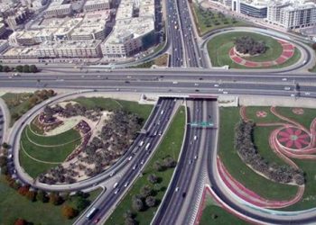 جانب من مشروعات الطرق