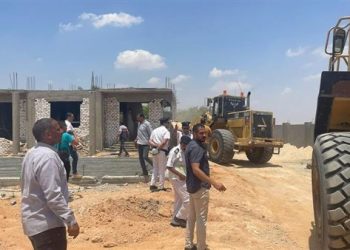 3 قرارات لإزالة المخالفات بالوراق والعبور الجديدة والساحل الشمالي الغربي