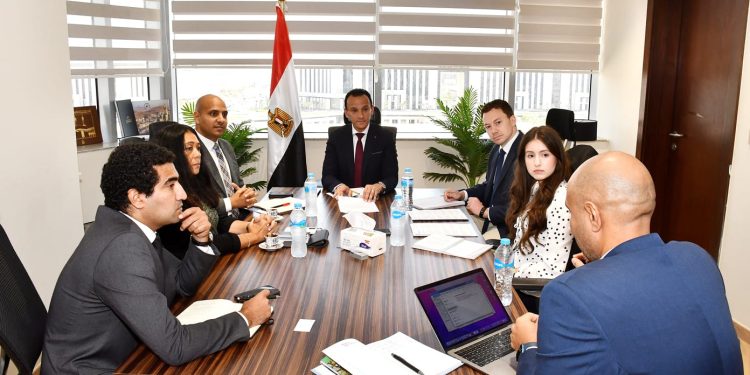 الإسكان: الاجتماع الدوري الـ3 مع السفارة البريطانية لتعزيز التعاون فى مجال الاستدامة الحضرية والتحول الذكي بالمجتمعات الجديدة