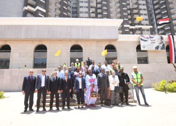 وزيرة الإسكان الكاميرونية وسفير الكاميرون يزوران “مثلث ماسبيرو” و”مجرى العيون” و”بحيرة عين الصيرة”