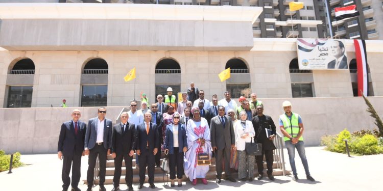 وزيرة الإسكان الكاميرونية وسفير الكاميرون يزوران “مثلث ماسبيرو” و”مجرى العيون” و”بحيرة عين الصيرة”