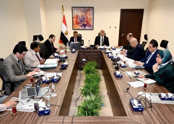 وزير الإسكان يترأس مجلس إدارة هيئة التنمية السياحية.. وتحقيق 956 مليون جنيه ربح