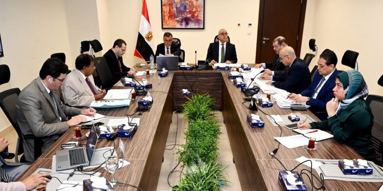 وزير الإسكان يترأس مجلس إدارة هيئة التنمية السياحية.. وتحقيق 956 مليون جنيه ربح