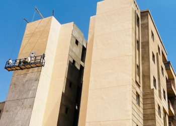 وزير الإسكان يتابع نسب تنفيذ 2064 وحدة سكنية ضمن  “سكن كل المصريين” بالسويس الجديدة