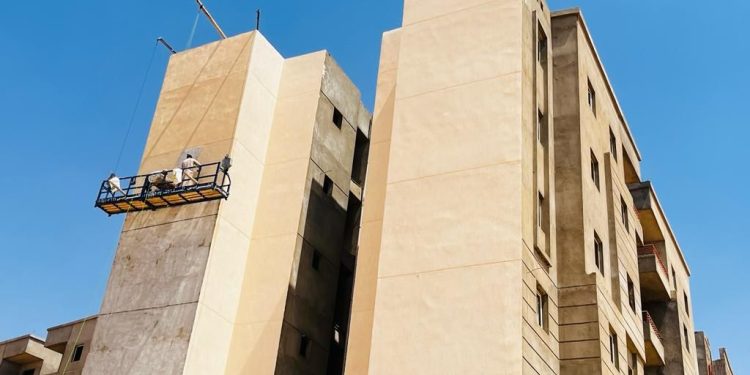 وزير الإسكان يتابع نسب تنفيذ 2064 وحدة سكنية ضمن “سكن كل المصريين” بالسويس الجديدة