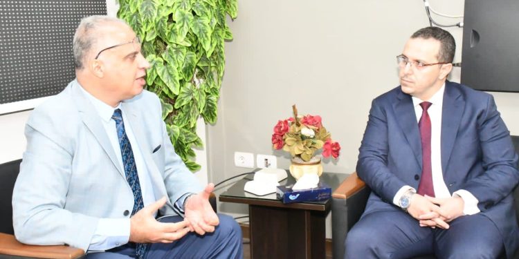 معاون وزير الإسكان يتابع سير عمل “صندوق تمويل المساكن” والمشروعات المشتركة مع المجتمعات العمرانية