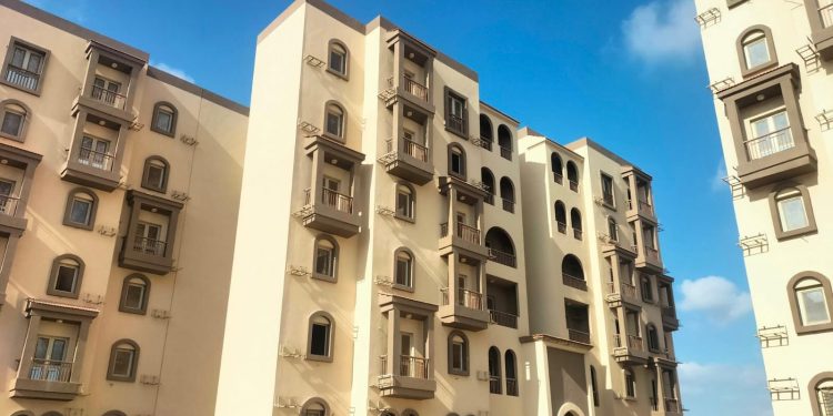 وزير الإسكان يتابع الموقف التنفيذى للمشروعات الجارى تنفيذها برشيد الجديدة