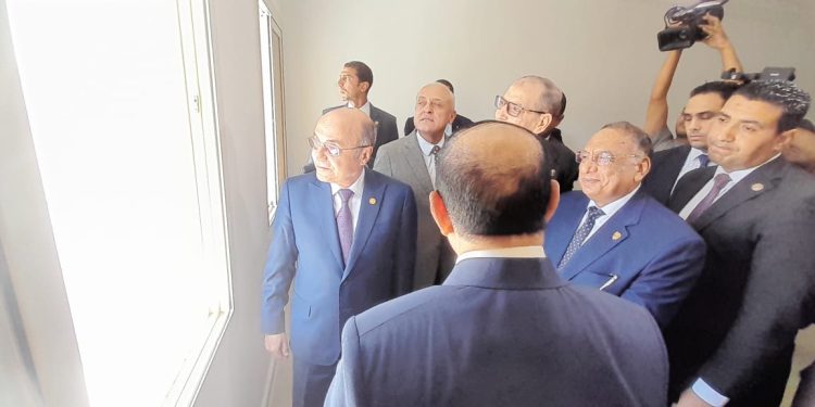 وزير العدل يتفقد وحدات أعضاء الهيئات القضائية بالعاصمة الإدارية.. بحى R3