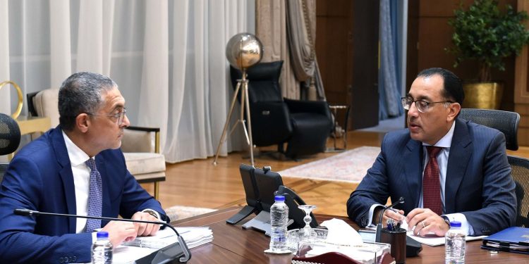 رئيس الوزراء ورئيس هيئة الاستثمار