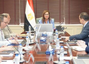 السعيد تتابع موقف تنفيذ مستهدفات خطة التنمية