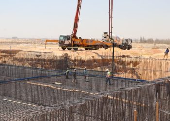 متابعة لأعمال المشروعات بمناطق جنوب الأحياء والحزام الأخضر والتوسعات الشرقية فى 6 أكتوبر