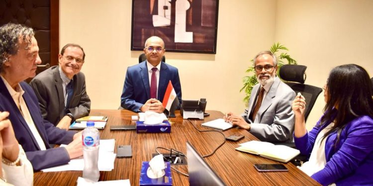 نائب وزير الإسكان يترأس الاجتماع الختامي لبعثة البنكين الدولى والآسيوى لمتابعة برنامج خدمات الصرف المستدامة بـ6 محافظات