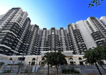 وزير الإسكان: “المقاولون العرب” تحصد 7 جوائز عن أعمالها فى مسابقة مؤسسة “MEED” الدولية