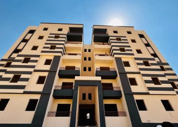 وزير الإسكان يتابع موقف تنفيذ 2064 وحدة سكنية بالمبادرة الرئاسية “سكن كل المصريين” بمدينة السويس الجديدة