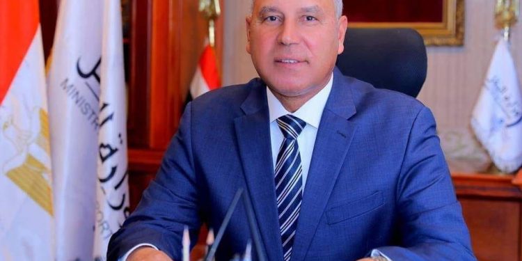 الوزير : نسعي لإنشاء جامعة للنقل وتخريج مهندسين للمطارات والموانئ