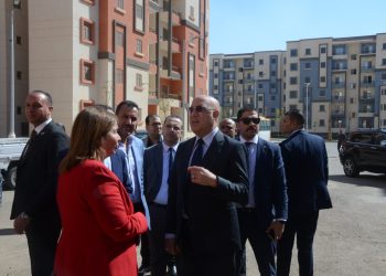 جانب من جولة وزير الإسكان بحدائق العاصمة