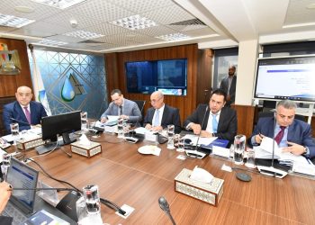 وزير الإسكان يؤكد أهمية دور البحث العلمى فى تطوير أداء قطاع مياه الشرب والصرف الصحى لخدمة احتياجاتنا الفعلية