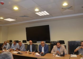 المجتمعات العمرانية تبحث سبل تطوير ورفع أداء منظومة النقل الجماعي.. وإضافة 35 مركبة جديدة 