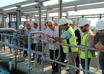رئيس مياه البحيرة يتفقد محطات معالجة الصرف الصحي ويتابع سير وانتظام العمل بها