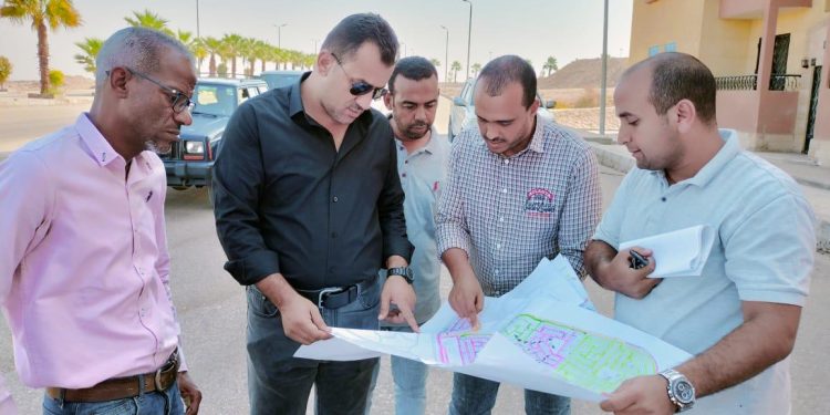 وزير الإسكان يؤكد مواصلة الجولات الميدانية لمتابعة معدلات تنفيذ المشروعات من المواقع بالمدن الجديدة