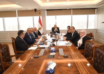 وزير الإسكان يستعرض موقف دراسة طلبات توفيق أوضاع الكيانات وفقا لمخطط الساحل الشمالي الغربي.. انتهاء توفيق 140 طلب