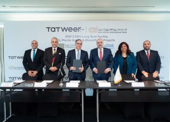 تطوير مصر والعربي الأفريقي يوقعان عقد تمويل متوسط الأجل بقيمة 3.5 مليار جنيه لتمويل جزء من التكلفة الاستثمارية لمشروعي “المونت جلالة “و”بلومفيلدز”