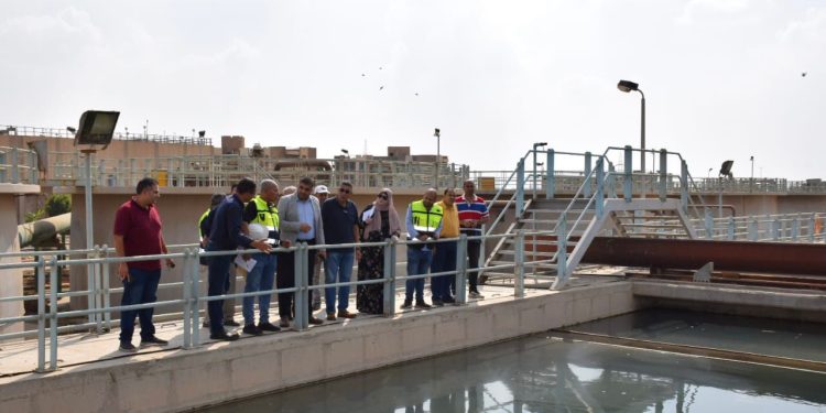 رئيس جهاز الشيخ زايد يلتقي سكان “جنة 2” لمناقشة مقترحاتهم..ويتفقد محطة تنقية مياه الشرب