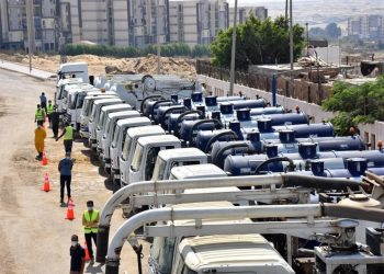 وزير الإسكان يتابع استعدادات المدن الجديدة لفصل الشتاء والتعامل مع الأمطار