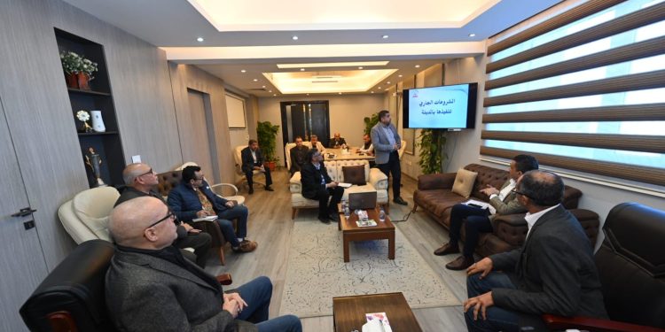 وزير الإسكان يتابع وضع منظومة مياه الشرب والصرف الصحى بمدينتي الشيخ زايد و6 أكتوبر