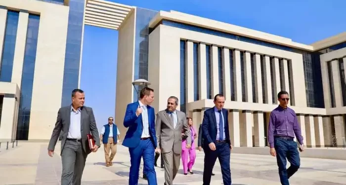 مسئولو شنايدر إلكتريك يزورون العاصمة الإدارية