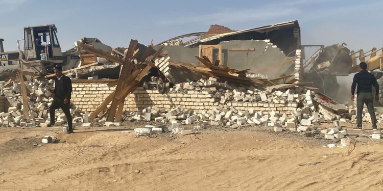 الإسكان: إزالة التعديات واسترداد 40 فدانا بـ”الفشن الجديدة”.. وتنفيذ 10 قرارات إيقاف أعمال بـ”بني سويف الجديدة”