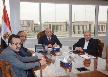 وزير الإسكان يتابع تنفيذ مشروع تحسين نوعية المياه بمصرف كيتشنر بمحافظات “الغربية – الدقهلية – كفر الشيخ”