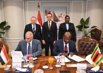 الجزار: توقيع مذكرة تفاهم مع وزارة الإسكان بدولة زيمبابوي لتوفير إسكان منخفض ومتوسط التكلفة