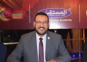 الدكتور أسامة العدل