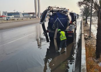 رئيس القابضة يتابع شركات المياه في التعامل مع الأمطار على مدار 24 ساعة