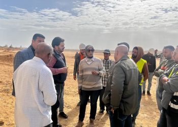 وزير الإسكان: تخصيص 21045 م2 لإقامة 5 مشروعات صناعية بالسويس الجديدة